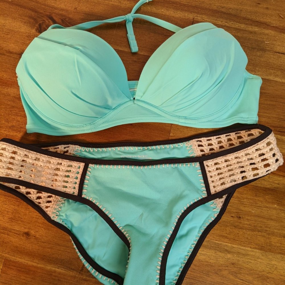 Boho Victoria's Secret Bikini Size 36B/M